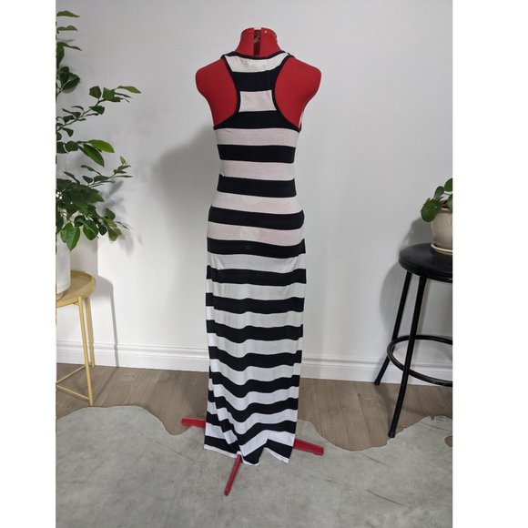 Forever 21 Black and white striped dress - Picture 2 of 2